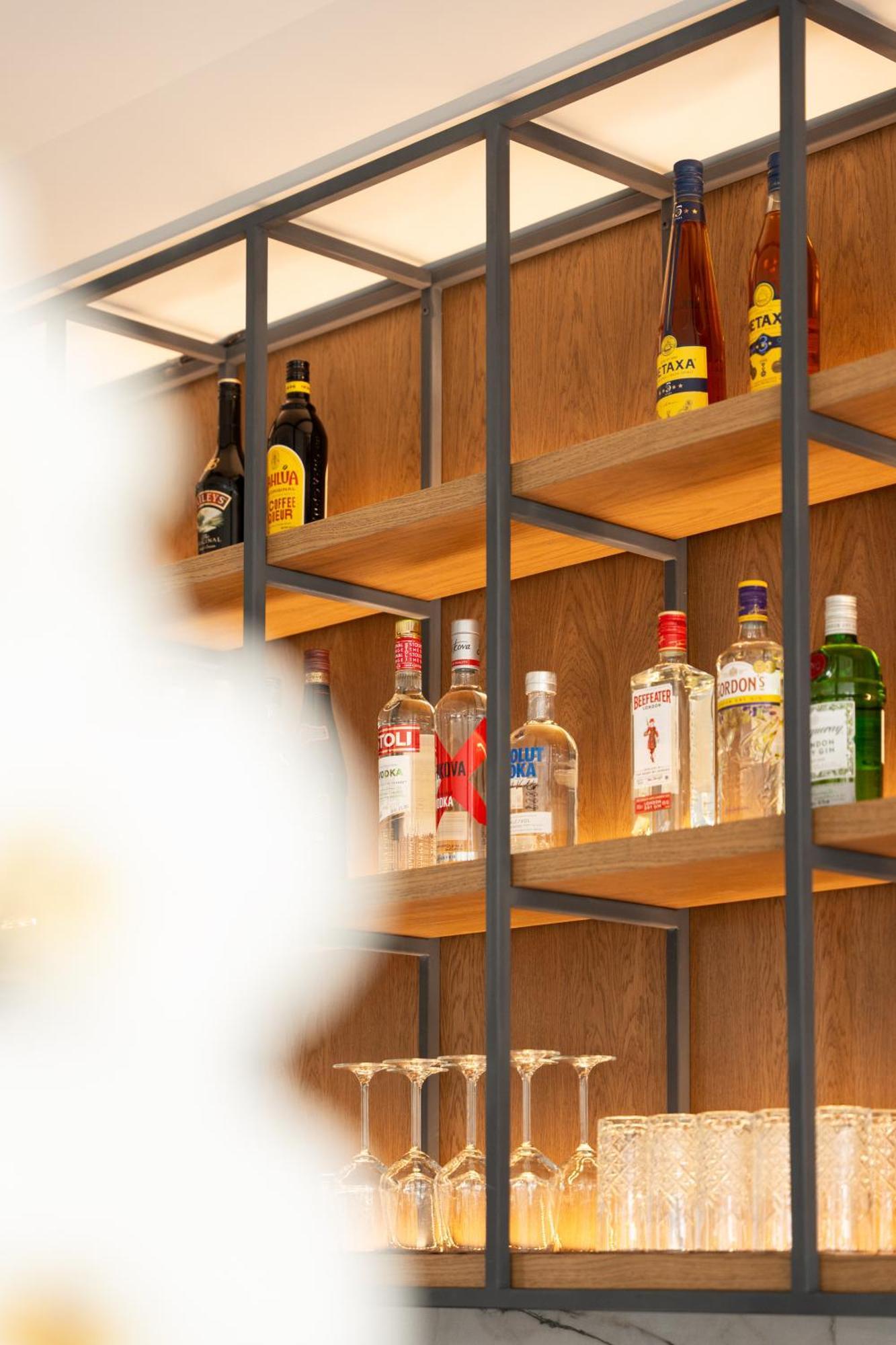 Volos Inn Hotel Zewnętrze zdjęcie