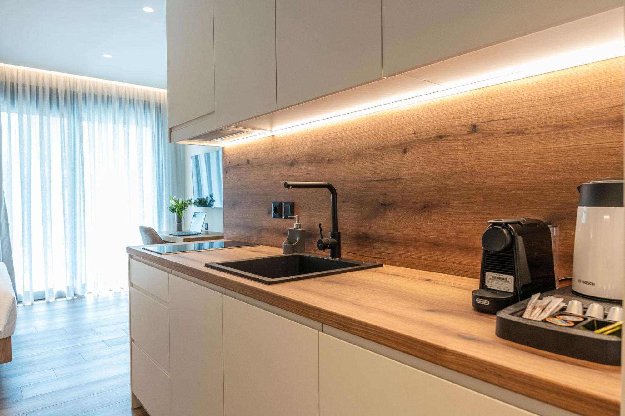 Volos Inn Hotel Zewnętrze zdjęcie